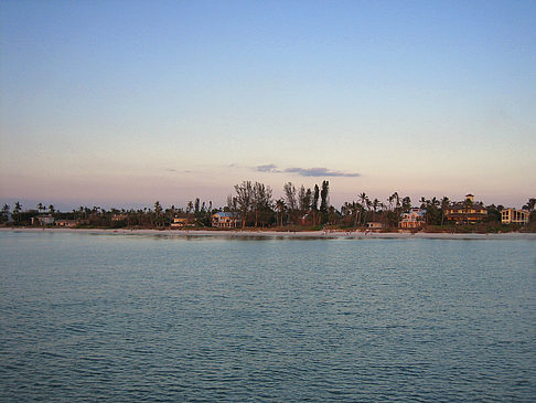 Naples am Abend Fotos