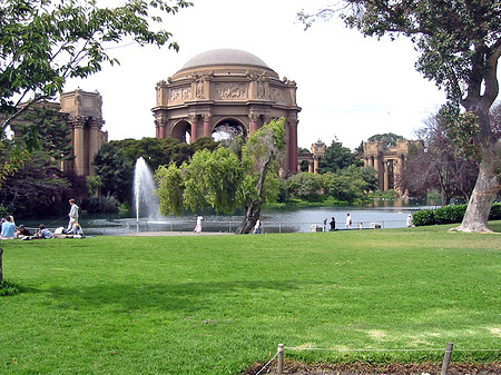 Palace of Fine Arts Foto 