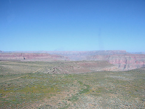 Per Hubschrauber im Grand Canyon